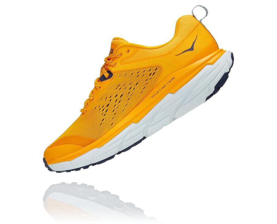 Hoka One One Spor Ayakkabı Erkek Sarı - Challenger Atr 6 - PK8409723